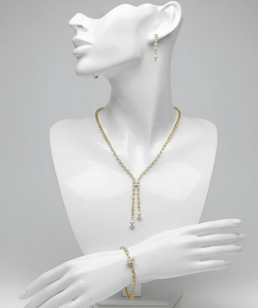Elegant Teardrop Crystal Jewelry Set